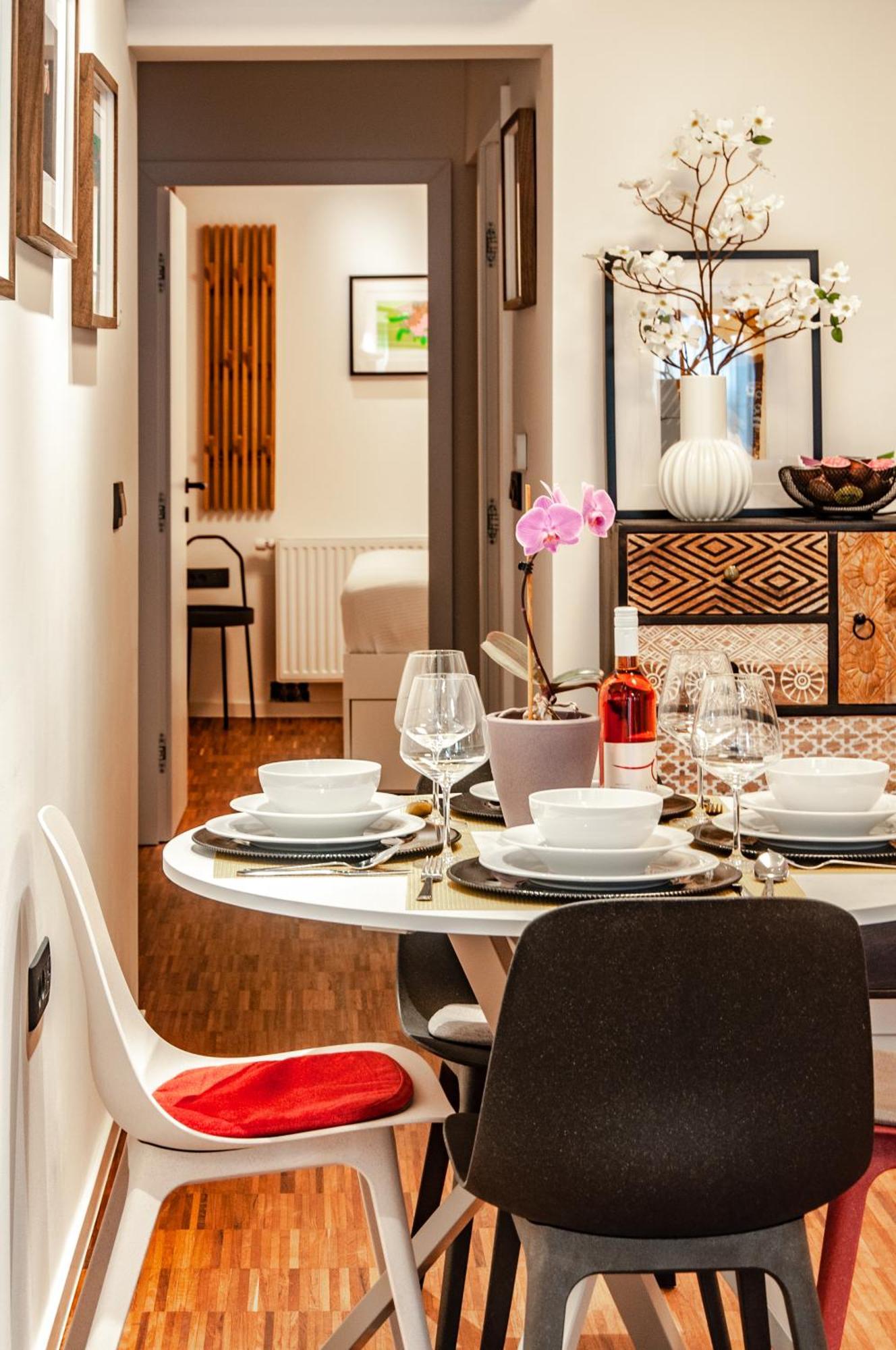 Six In The City Apartment, Любляна Экстерьер фото